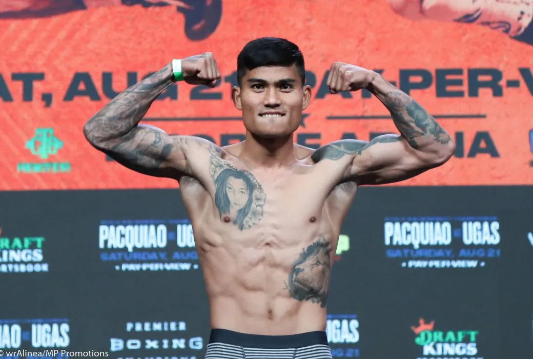 Mark Magsayo