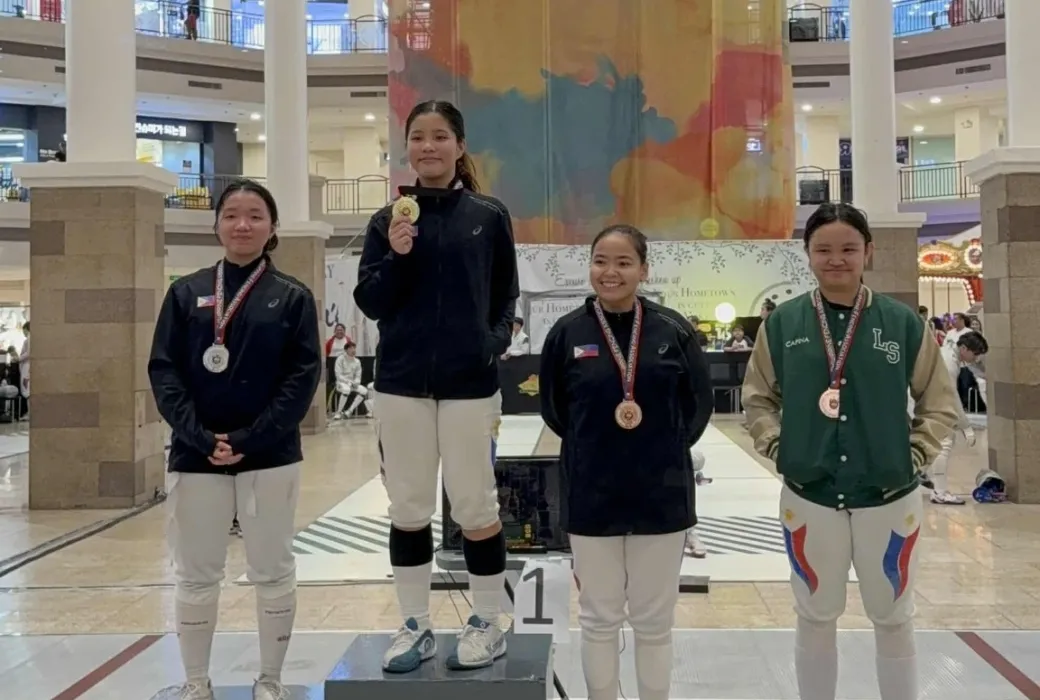 Winners of Women's Foil Event in 2025 PFA