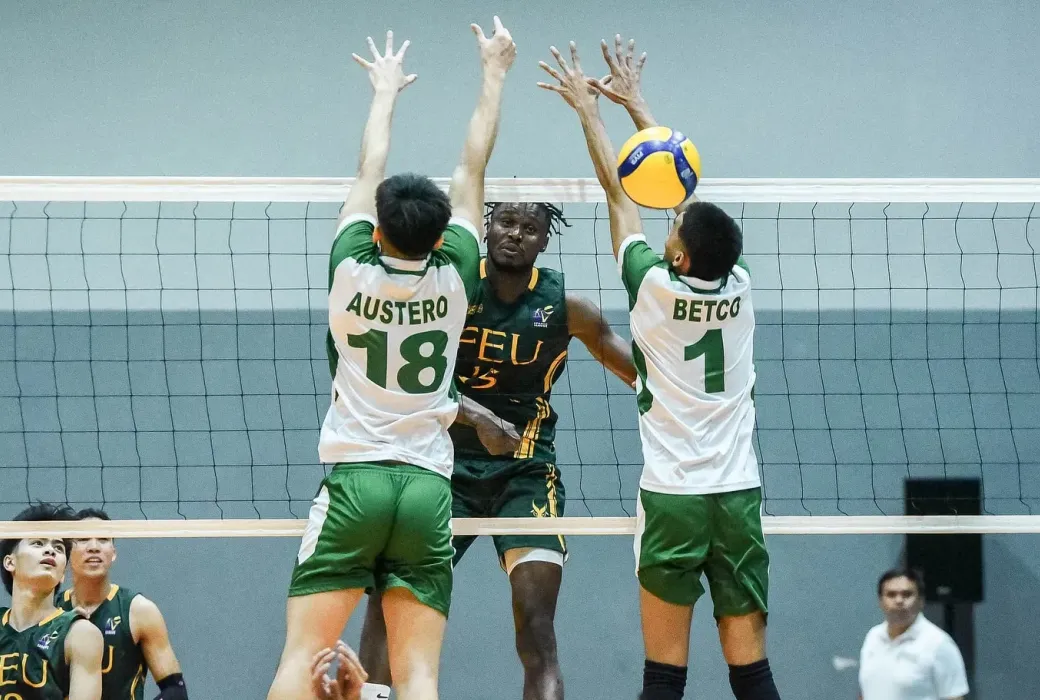 Benilde Blazers blocking Doula Ndongala