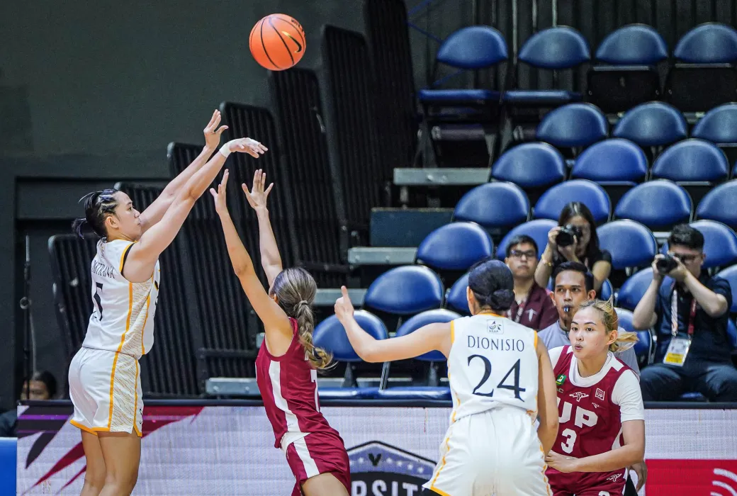 The University of Santo Tomas Growling Tigresses secured its second straight win after hammering University of the Philippines, 84-60, in the UAAP Season 87 Women’s Basketball Tournament on Wednesday, October 2, at the Smart Araneta Coliseum in Quezon City.