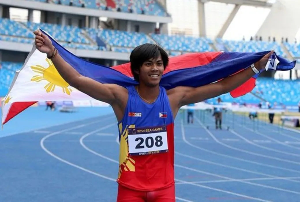 Spain-based Filipino athlete John Cabang Tolentino has been breaking records for the Philippines as he takes the road to Paris one hurdle at a time. The 22-year old hurdler will co